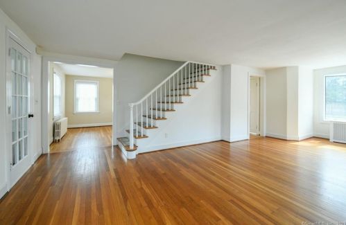 53 Flagler Ave, Cheshire CT  06410-2201 exterior