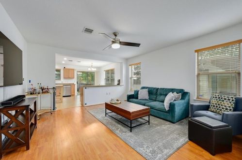 4603 Cypress Bnd, Austin, TX 78744-3097