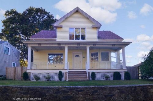 10 Long St, Providence, RI 02919-5141