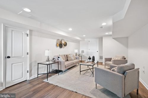 407 Greenbrier Dr, Silver Spring MD 20910-4230 exterior