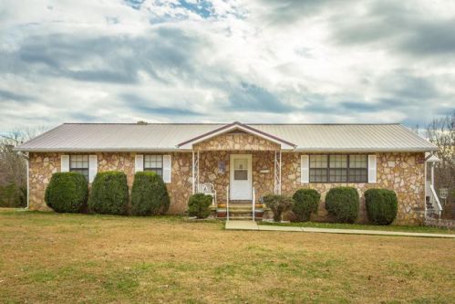 948 Vineyard Point Rd, Sequatchie, TN 37374-6015