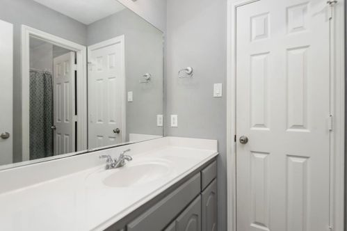 6418 Cyn Pointe Ln, Richmond TX 77469-6106 exterior