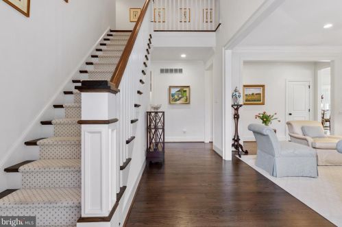 151 Traymore Ln, Media, PA 19063-5958