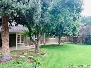 6087 Locust St, Englewood CO 80112-1324 exterior