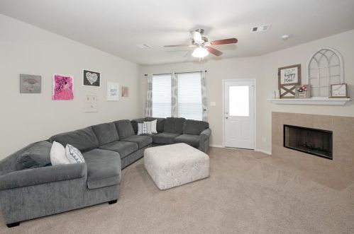 5302 Jay Thrush Dr, Richmond TX 77407-4011 exterior