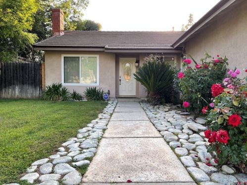 20 Ford St, Redlands, CA 92374-5413