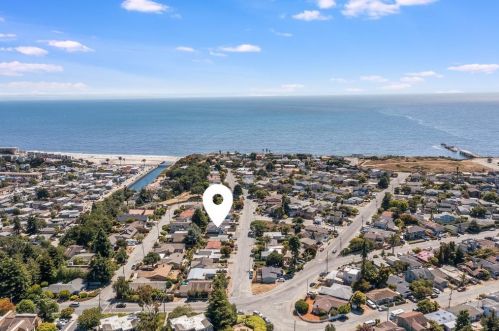 119 Seacliff Dr, Aptos, CA 95003-4424