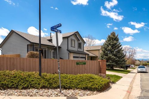 2696 Kiowa Creek Dr, Denver, CO 80601-3421