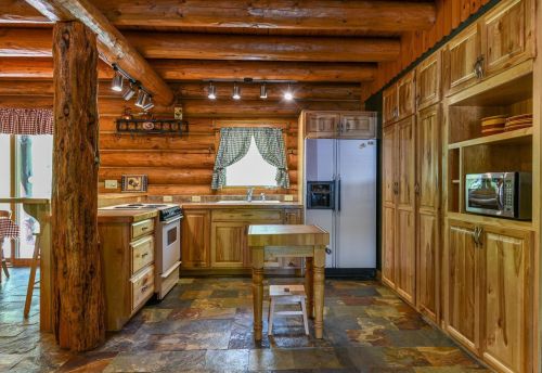 1668 Gull Ln, Lake Hubert, MN 56468-2039