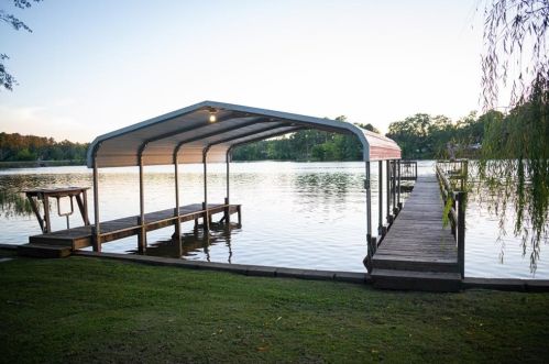 7162 Blacks Bluff Rd, Cave Spring, GA 30124-2110