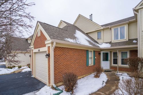 185 Inverness Ct, Elk Grove Vlg, IL 60007-7077