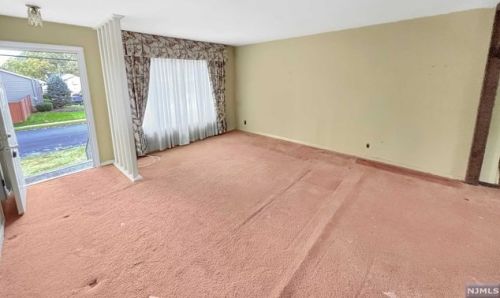 169 Bedford Rd, Dumont, NJ 07628-1412