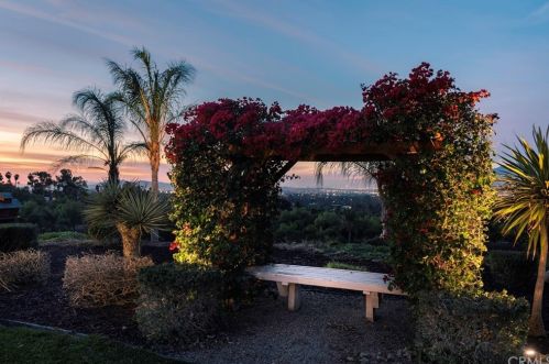 1559 Heather Ln, Riverside CA exterior