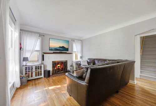 1731 Alta Vista Dr, Saint Paul MN  55113-6534 exterior
