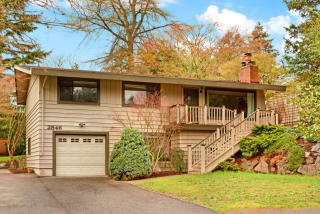 2846 111th Pl, Seattle, WA 98146-1973