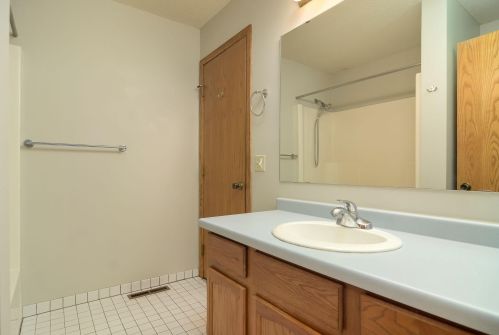 3703 Gershwin Ln, Saint Paul MN  55128-2940 exterior
