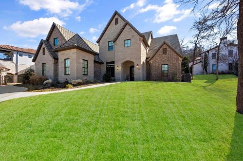 9457 Sagrada Park, Fort Worth, TX 76126-1916