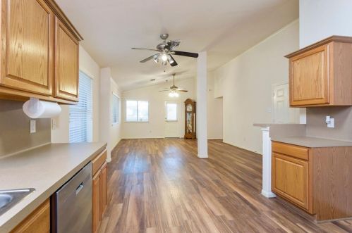 1230 Gibbons Ct, Richmond TX 77471-2485 exterior