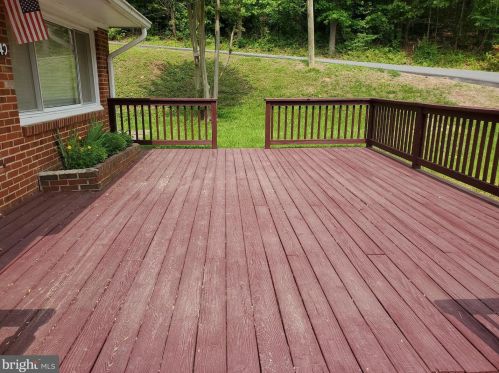 18947 Barnette Cir, Triangle VA  22172-2138 exterior