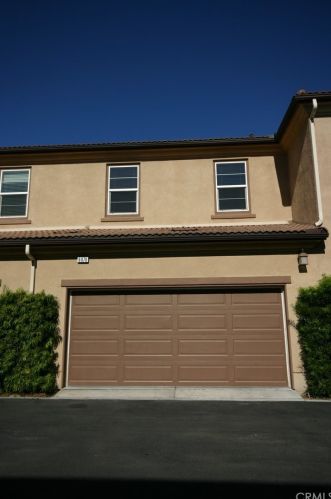 6970 Vining St, Chino, CA 91710-8102