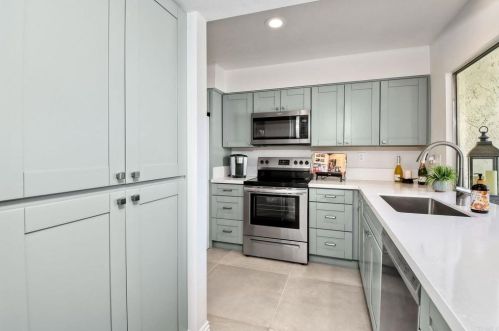 1444 Falcon Ln, El Cajon, CA 92020-1427