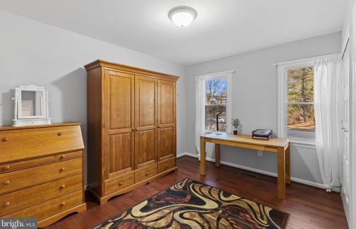 5002 Ten Mills Rd, Columbia MD  21044-1539 exterior