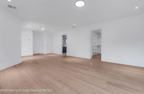 171 Wall St, Tinton Falls NJ  07724-2416 exterior