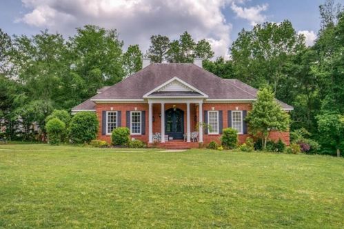 35 Black Rock Ct, Oxford, GA 30054-2646