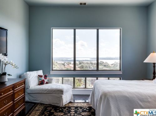 1009 Bluewater Pl, Spring Branch TX 78070-5485 exterior