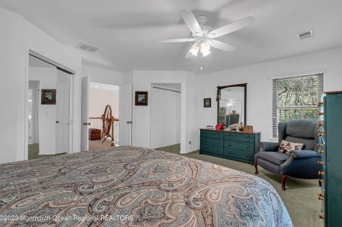 17 Rawson Cir, Tinton Falls NJ 07712-2579 exterior