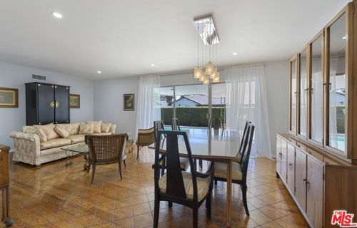 1520 Harle Pl, Anaheim CA  92802-2510 exterior