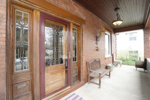 620 Evanswood Pl, Cincinnati, OH 45220-1529