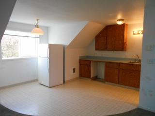 501 Edwards St, Newberg OR  97132-3415 exterior