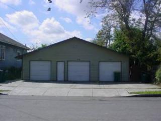 724 Church St, Stockton, CA 95203-3608