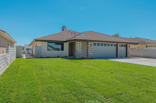 26335 Catamaran Ln, Helendale, CA 92342-7742
