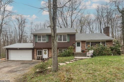 134 Liberty Corner Rd, Warren, NJ 07059-6794