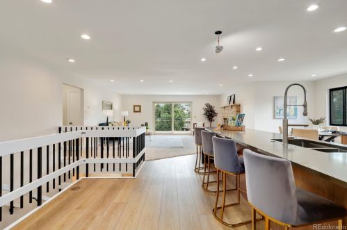 1721 Niagara Way, Denver, CO 80224-2215
