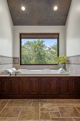 17837 Flagler Dr, Austin TX  78738-7630 exterior