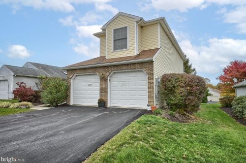 729 Highlands Dr, Harrisburg, PA 17111-6914