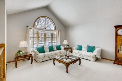 1252 Bucher Ave, Saint Paul MN  55126-8436 exterior