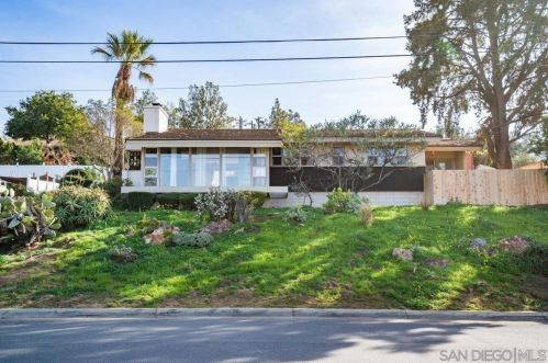 951 5th Ave, Escondido, CA 92025-4503