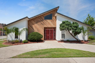 3624 Hullen St, Metairie, LA 70002-1636