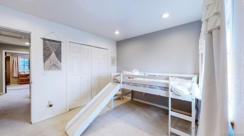 18020 Berry Dr, Aurora CO  80015-2616 exterior