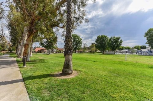 12 Campanero, Irvine CA  92620-1821 exterior