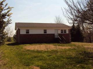 5459 Triangle Cir, Hickory, NC 28602-5582