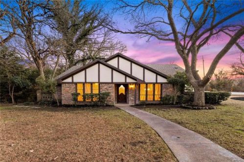 422 Swan Ridge Dr, Duncanville, TX 75137-3130