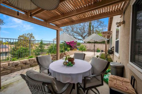 1363 Stanislaus Dr, Chula Vista CA  91913-1403 exterior