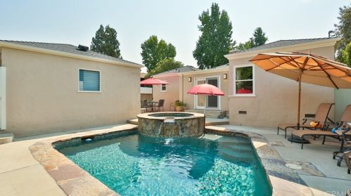 227 Western Ave, Glendale CA  91201-2829 exterior