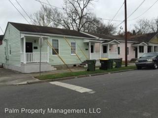 808 Bolton St, Savannah GA  31401-6202 exterior