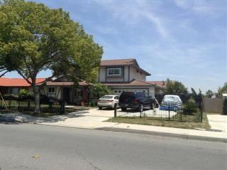 1143 Spruce Ave, Bloomington, CA 92316-1573